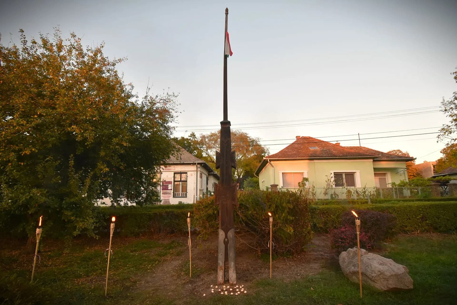 Az aradi vértanúkra emlékeztek Gárdonyban