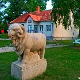 Kos-szobor